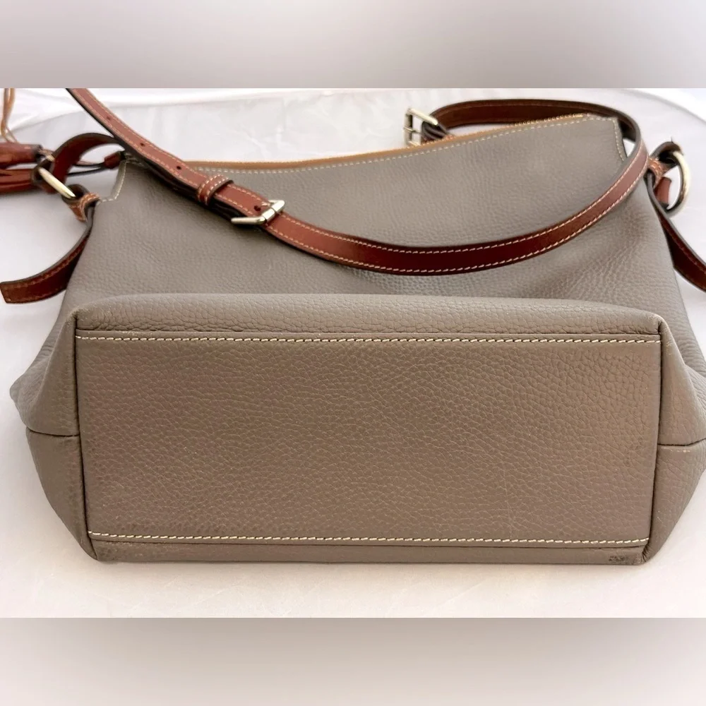 Dooney & Bourke | Pebble Small Sloan Elephant